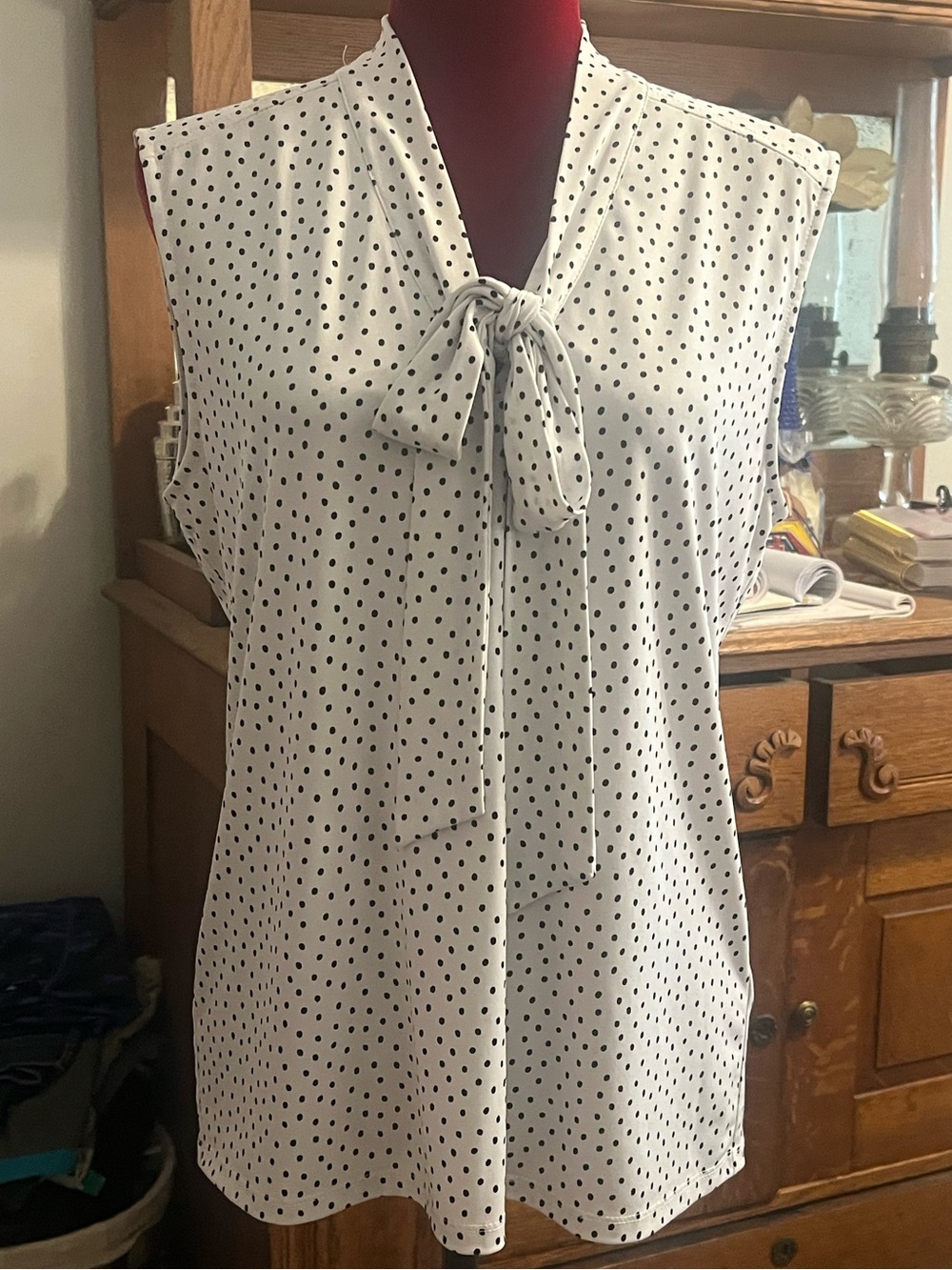 Karl Lagerfeld Paris Printed Sleeveless Tie-Neck Blouse
